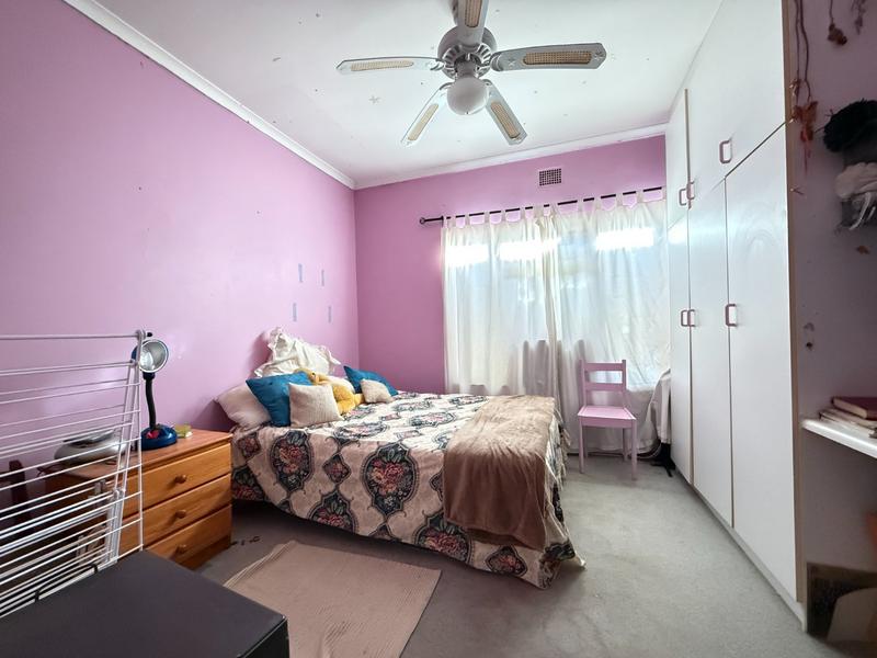 4 Bedroom Property for Sale in Bergzicht Western Cape